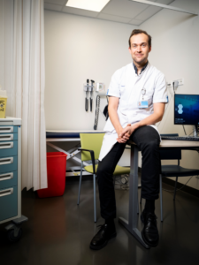 Dr. Robin van Steenhoven